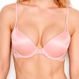 NWT Victoria’s Secret Push-up Plunge Bra